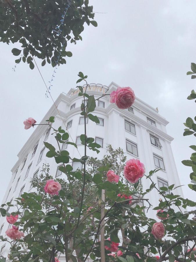 Lotus Hotel&Apartment Hai Phong Buitenkant foto